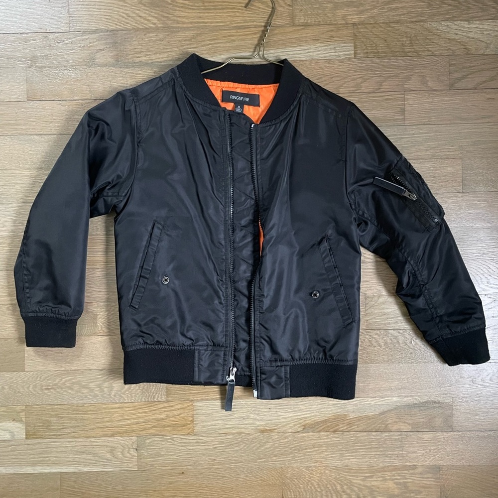 Youth boys SMALL Ring of Fire bomber jacket- excellent condition